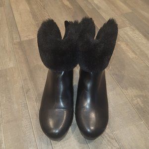 Women Dkny boots